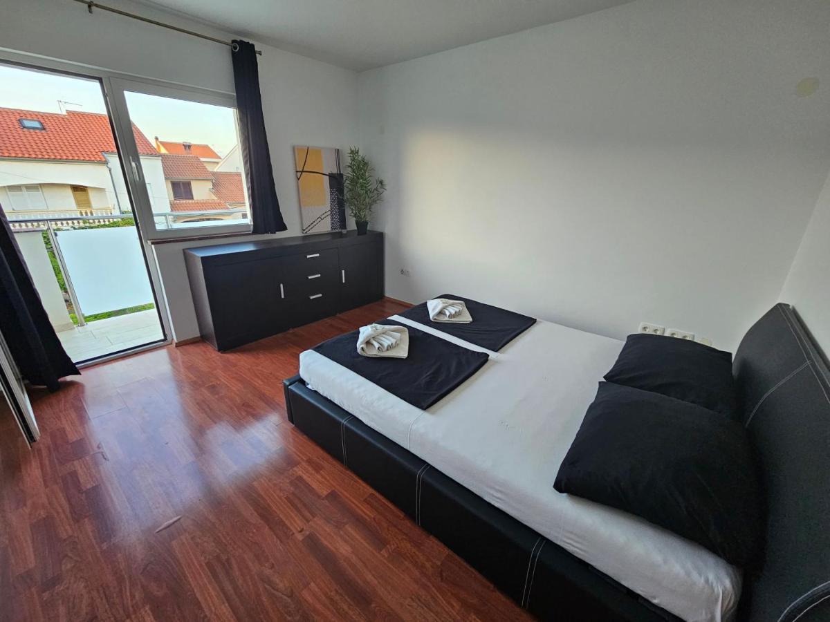 Apartments Jasmin Задар Экстерьер фото