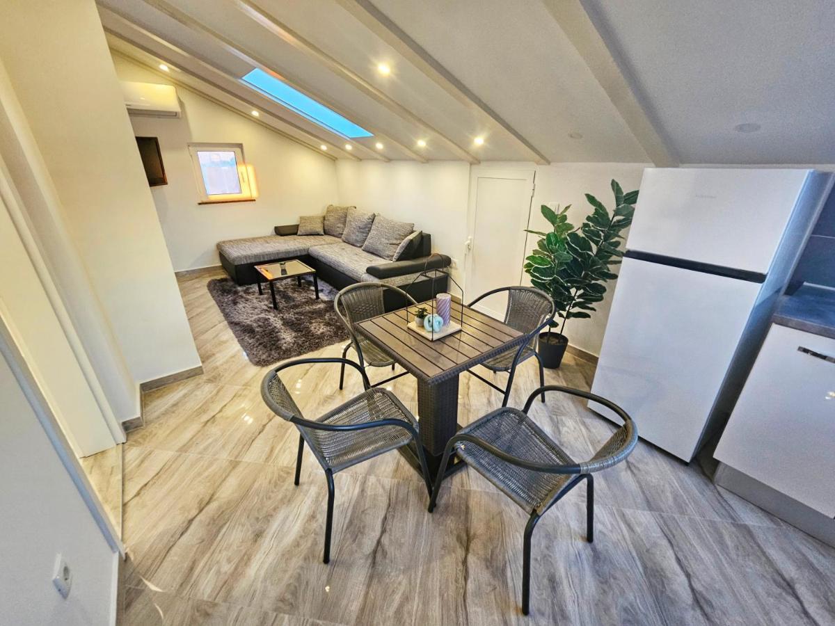 Apartments Jasmin Задар Экстерьер фото
